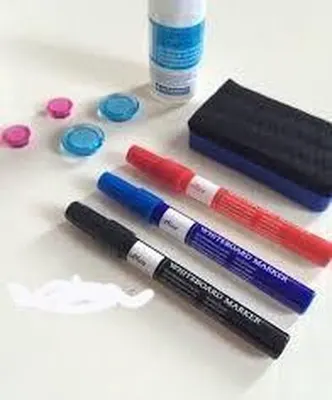 Office Whiteboard Marker Set 2